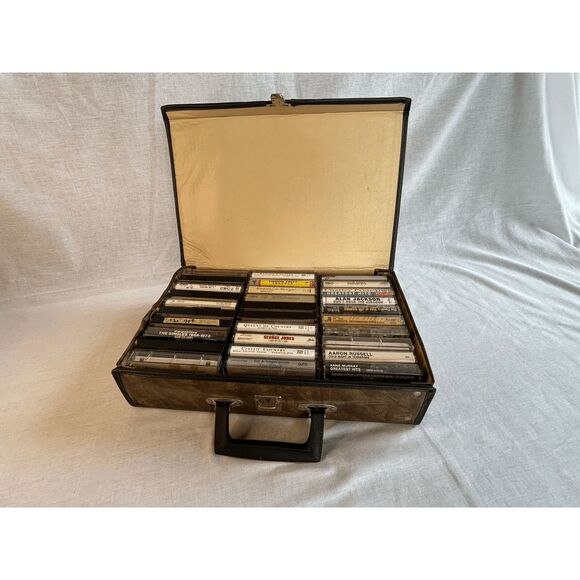Classic Country 1970's/80's Cassette Tape Collection w/ Case, George Jones - Picture 1 of 14